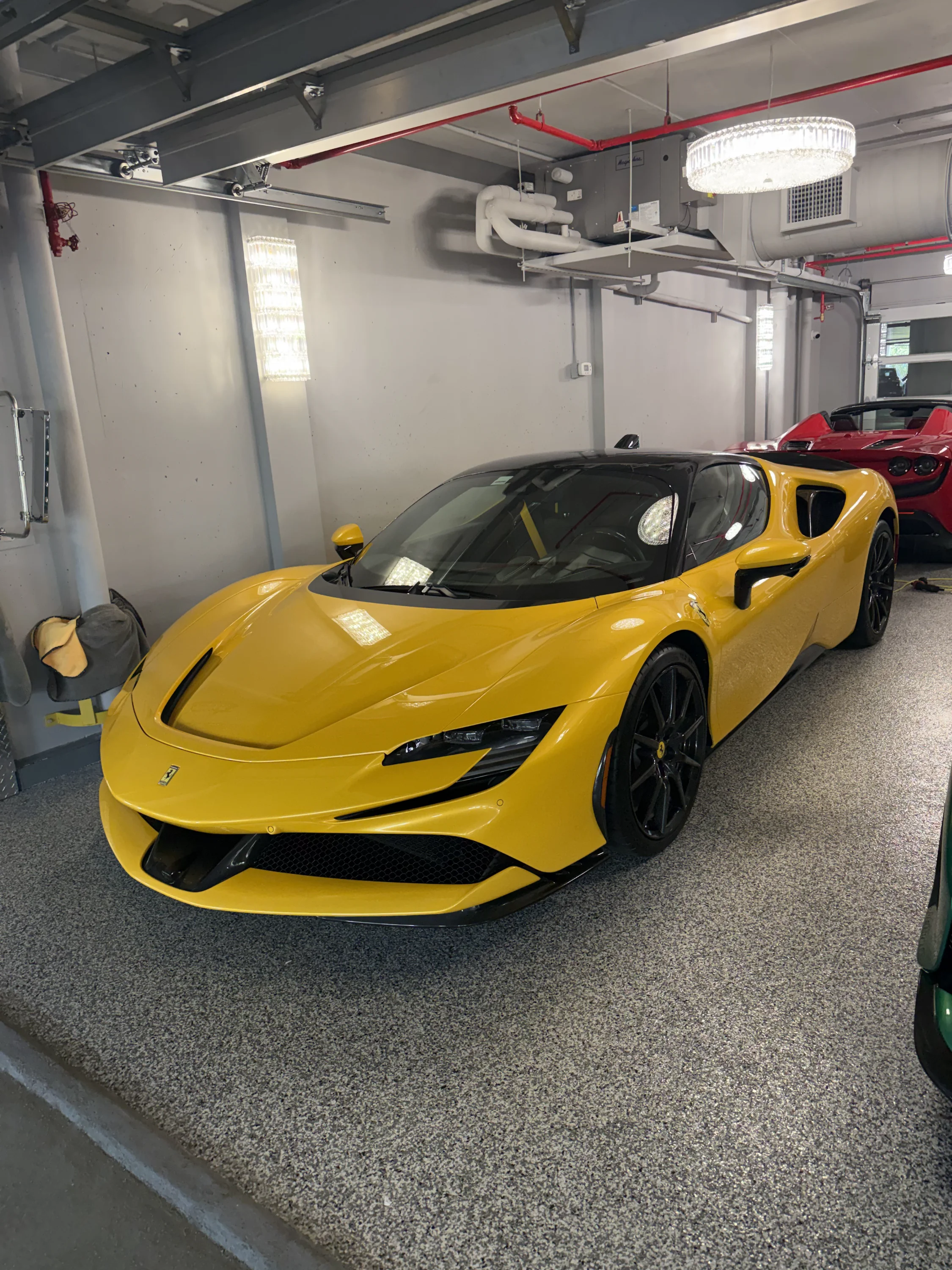 2023 FERRARI SF90